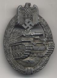 Panzerkampfabzeichen.jpg (8618 Byte)