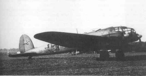 He111P4-1_3KG53.jpg (21098 Byte)