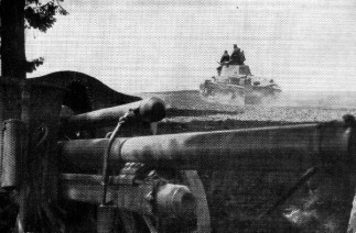 Pz35t-9 leFH18.jpg (24548 Byte)