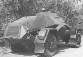 SdKfz221-7.jpg (18546 Byte)