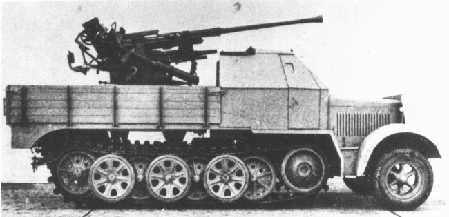 SdKfz7I2-2.jpg (43974 Byte)