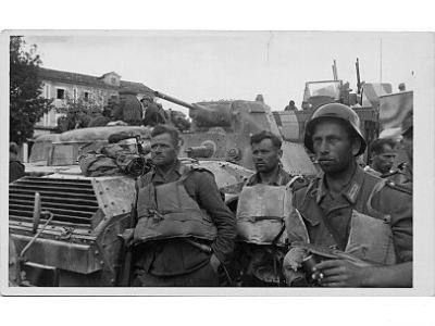 Panzerspähwagen AB41 201(i) in W-SS - Axis History Forum