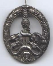 Bandenkampfabzeichen silber.jpg (8858 Byte)